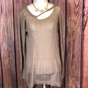 Distressed Top SMALL